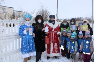 Читать далее о этой статье Акция «Полицейский Дед Мороз»
