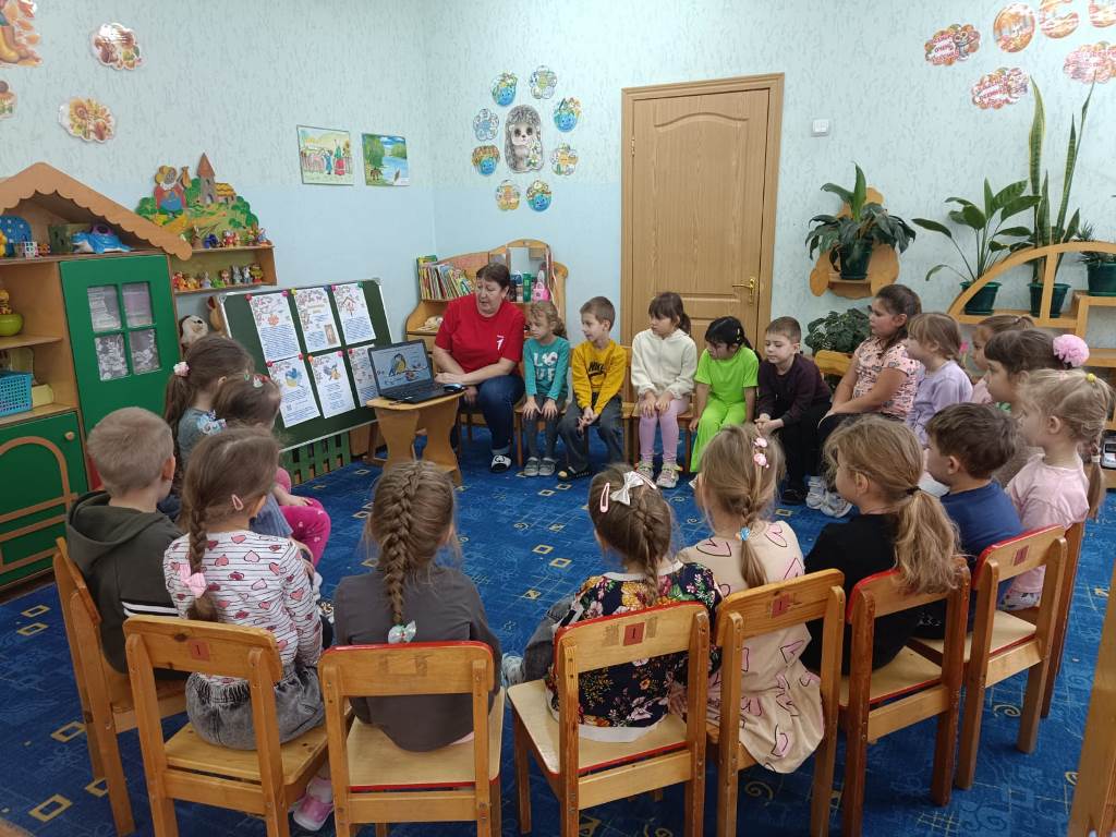 Вы сейчас просматриваете Тематический день «12 ноября – Синичкин день»
