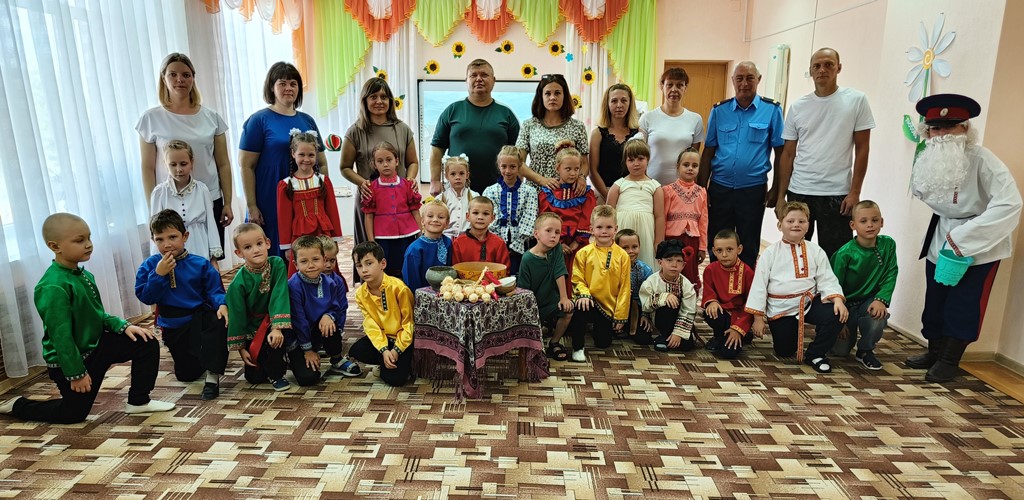 Вы сейчас просматриваете Родительский лекторий «Принципы казачьей семейной педагогики. Воспитание в труде»