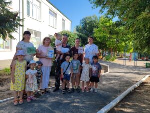 Читать далее о этой статье Профилактическая акция «За руки с безопасным Детством»