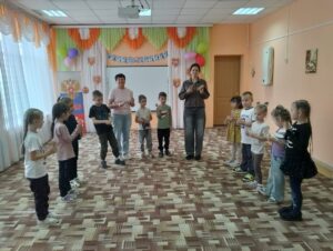 Читать далее о этой статье Музыкальное занятие в рамках проекта «Добрые игры»